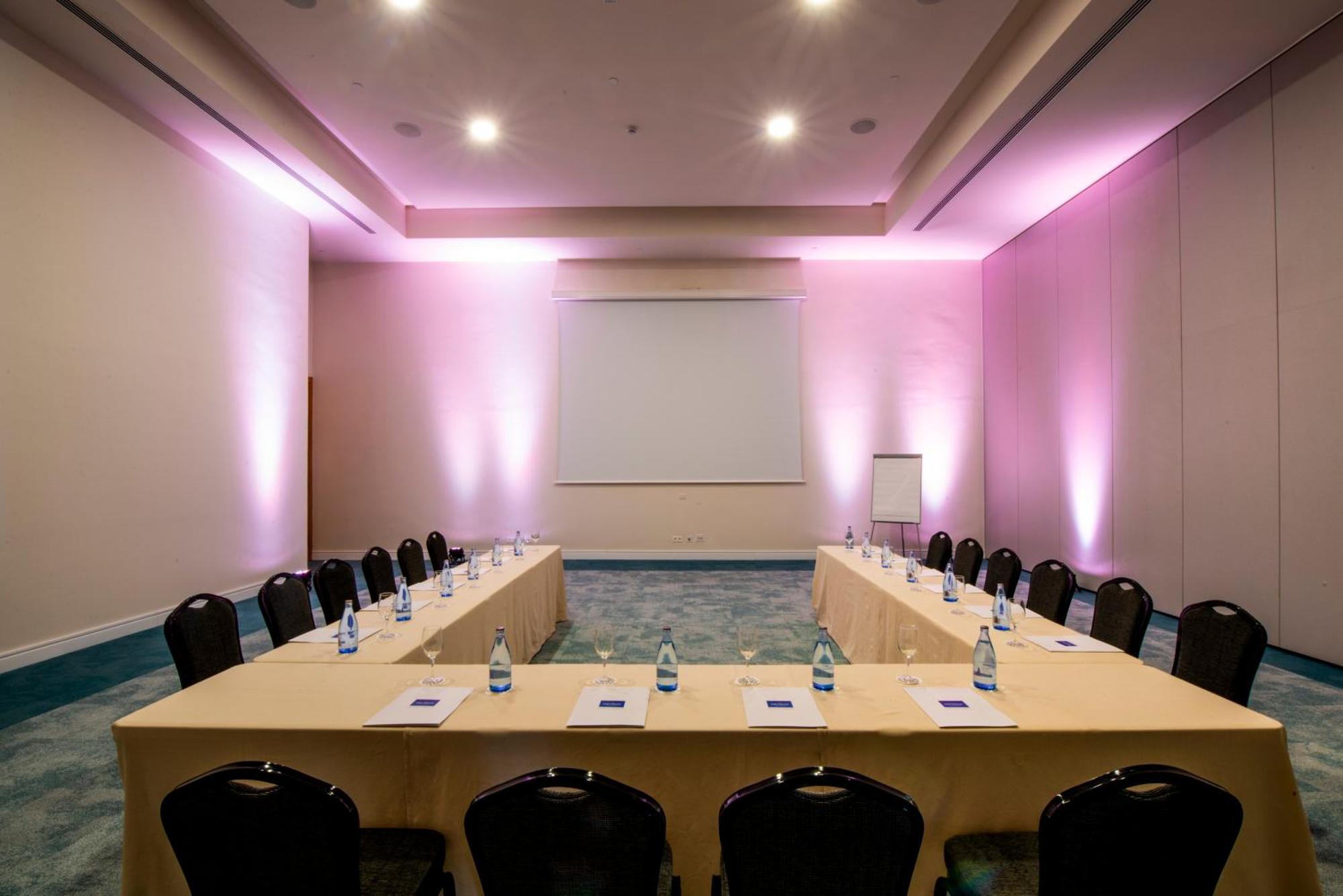 Bahia Principe Fantasia Tenerife San Miguel de Abona Exterior photo Meeting room